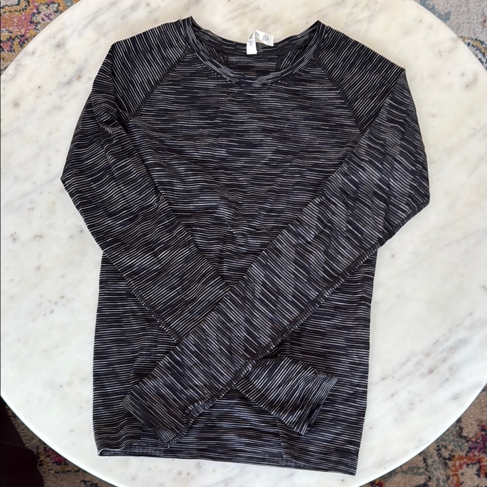 Athleta Black and White Long Sleeve Tee